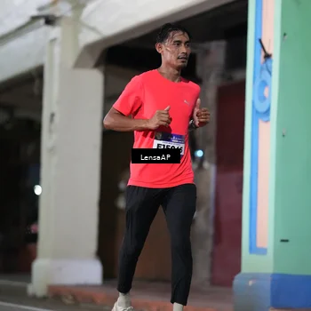 Runner Photo 5866184
