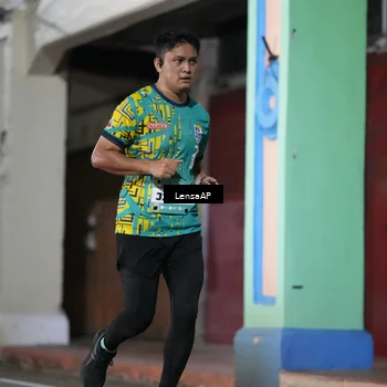 Runner Photo 5866191