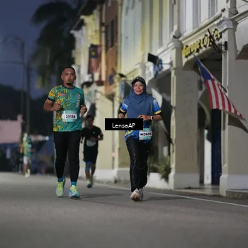 Runner Photo 5866210