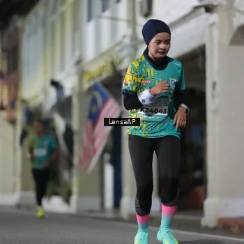 Runner Photo 5866262