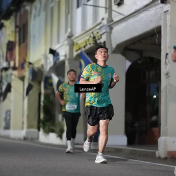 Runner Photo 5866279