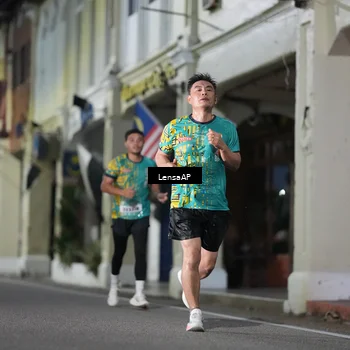 Runner Photo 5866280