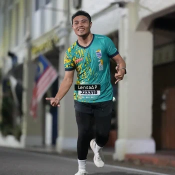 Runner Photo 5866288