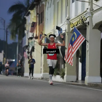 Runner Photo 5866299