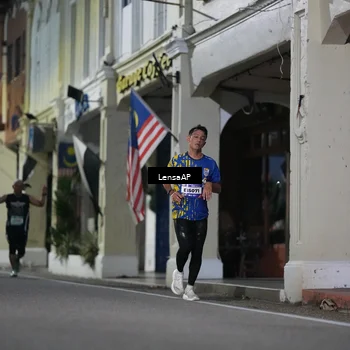 Runner Photo 5866305