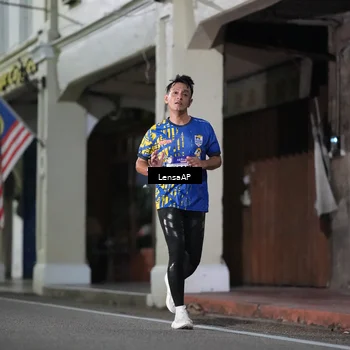 Runner Photo 5866309