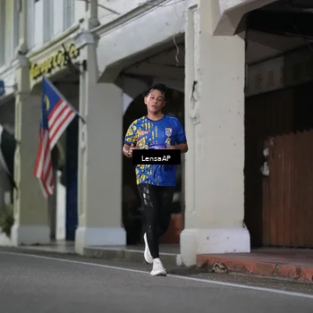 Runner Photo 5866310