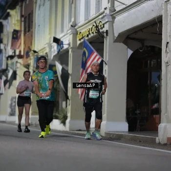 Runner Photo 5866312