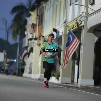 Runner Photo 5866325