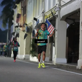 Runner Photo 5866336