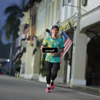 Runner Photo 5866339