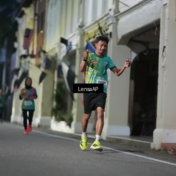 Runner Photo 5866341