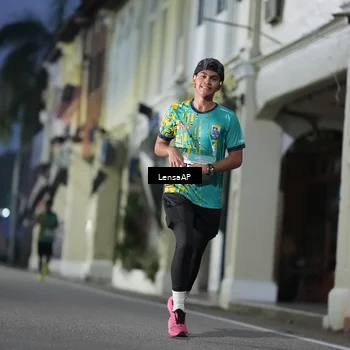 Runner Photo 5866352