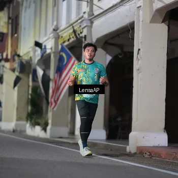 Runner Photo 5866354