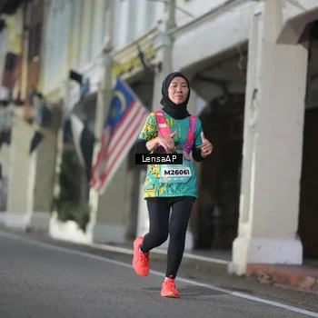 Runner Photo 5866358