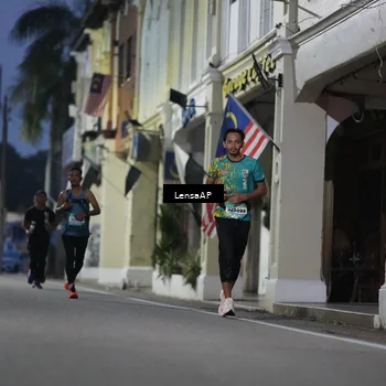 Runner Photo 5866369
