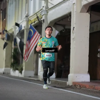 Runner Photo 5866378