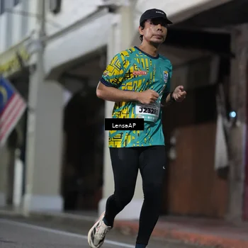 Runner Photo 5866399