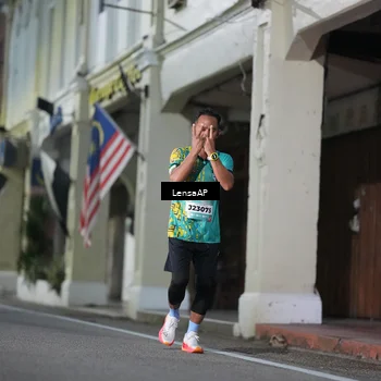 Runner Photo 5866414