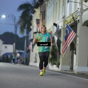 Runner Photo 5866420
