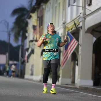 Runner Photo 5866423