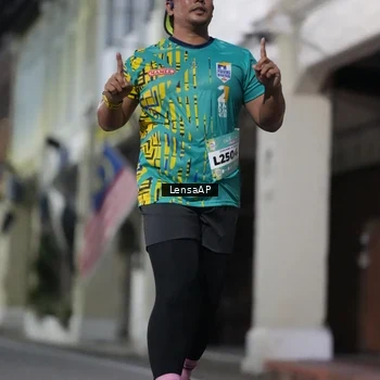 Runner Photo 5866425