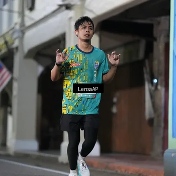 Runner Photo 5866442