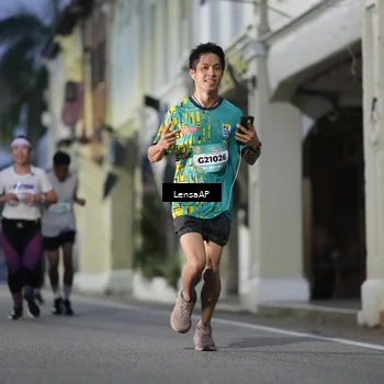 Runner Photo 5866459