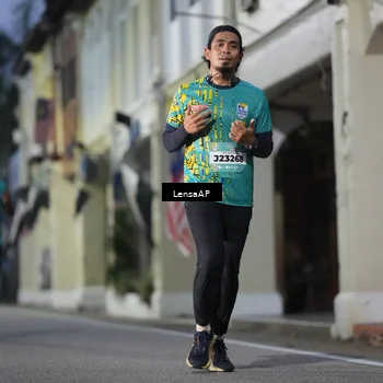Runner Photo 5866473