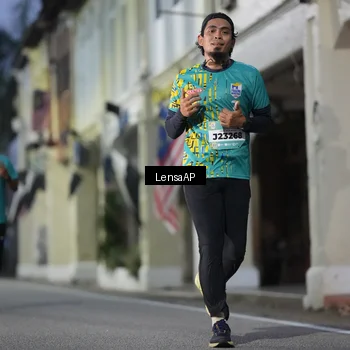 Runner Photo 5866475
