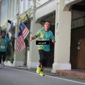 Runner Photo 5866575