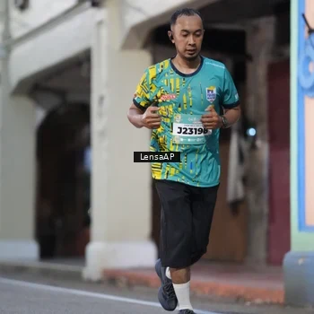 Runner Photo 5866639