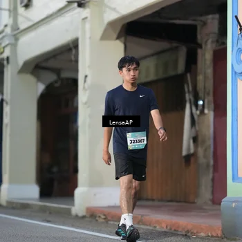 Runner Photo 5866654