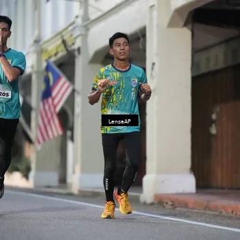 Runner Photo 5866672