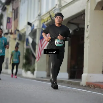 Runner Photo 5866771