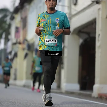 Runner Photo 5866791