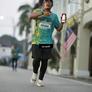 Runner Photo 5866799
