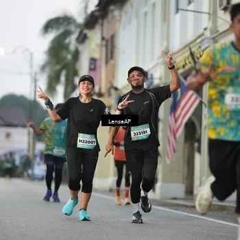 Runner Photo 5866825