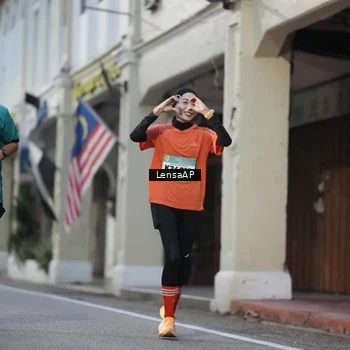 Runner Photo 5866832