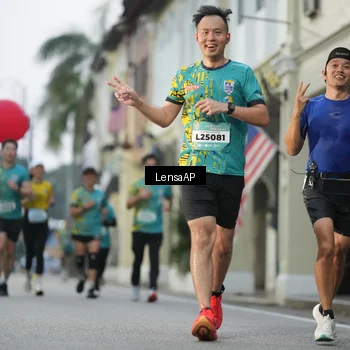 Runner Photo 5866856