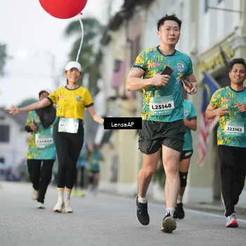 Runner Photo 5866863