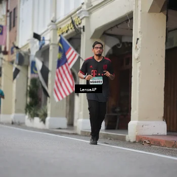 Runner Photo 5866974