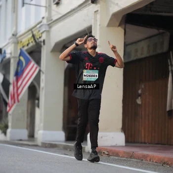 Runner Photo 5866976