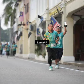 Runner Photo 5867000
