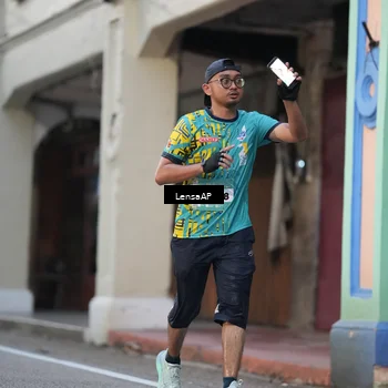 Runner Photo 5867010