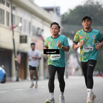 Runner Photo 5867017