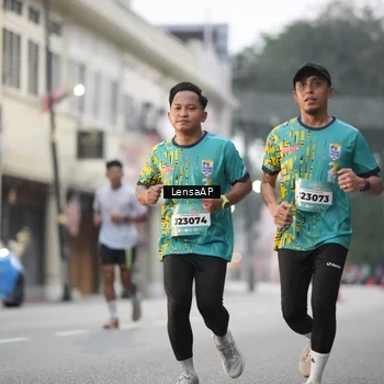 Runner Photo 5867018