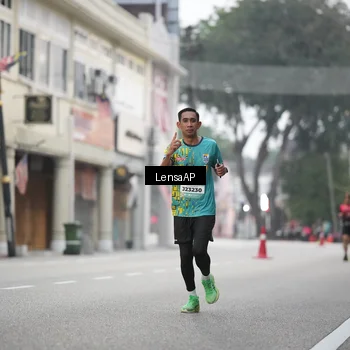 Runner Photo 5867034
