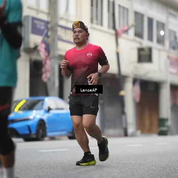 Runner Photo 5867044