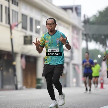Runner Photo 5867048